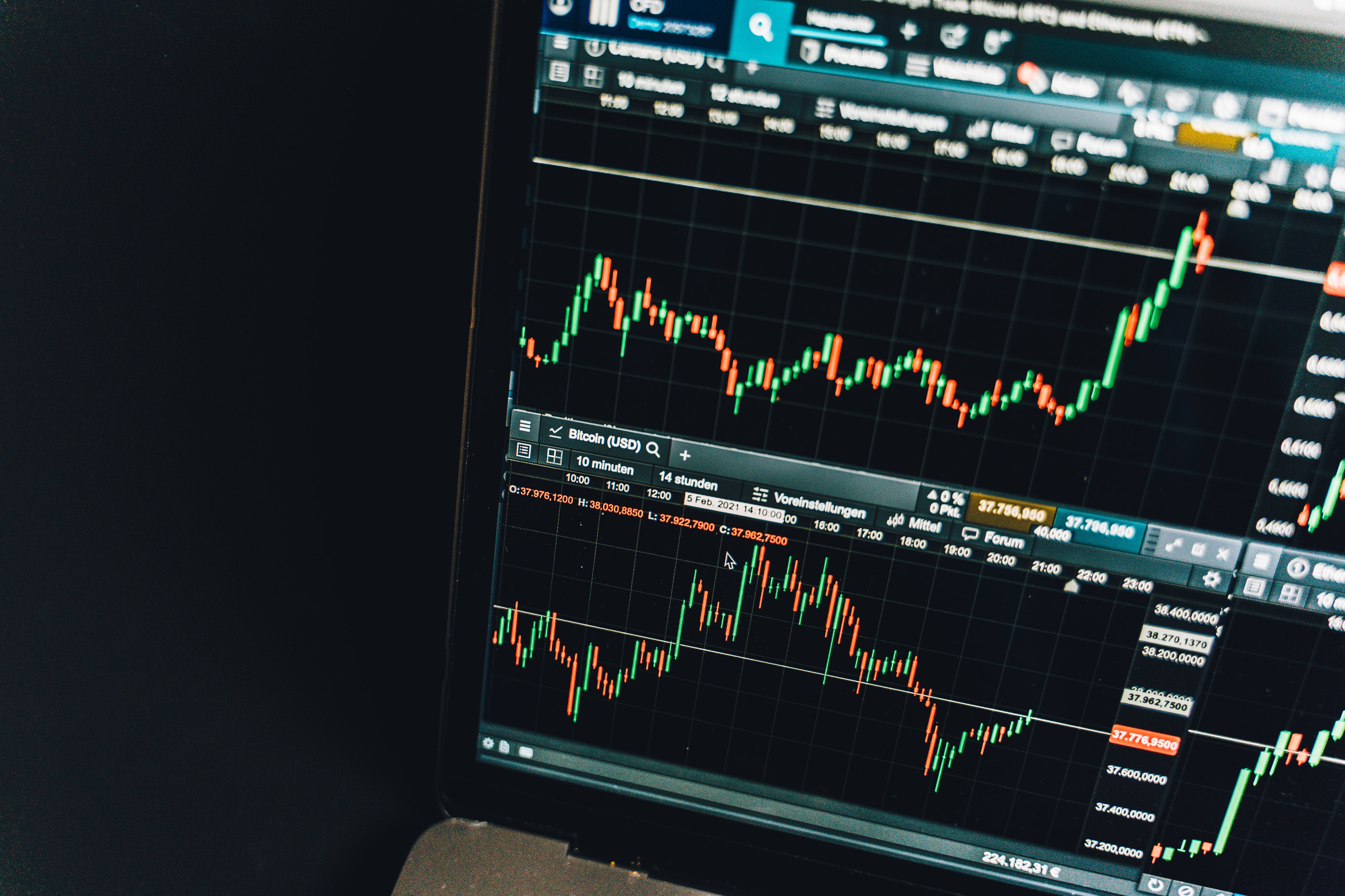 Understanding the Sentiments of Refugees in Pakistan